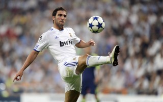 浓眉哥为什么叫这个名字，浓眉哥名字由来